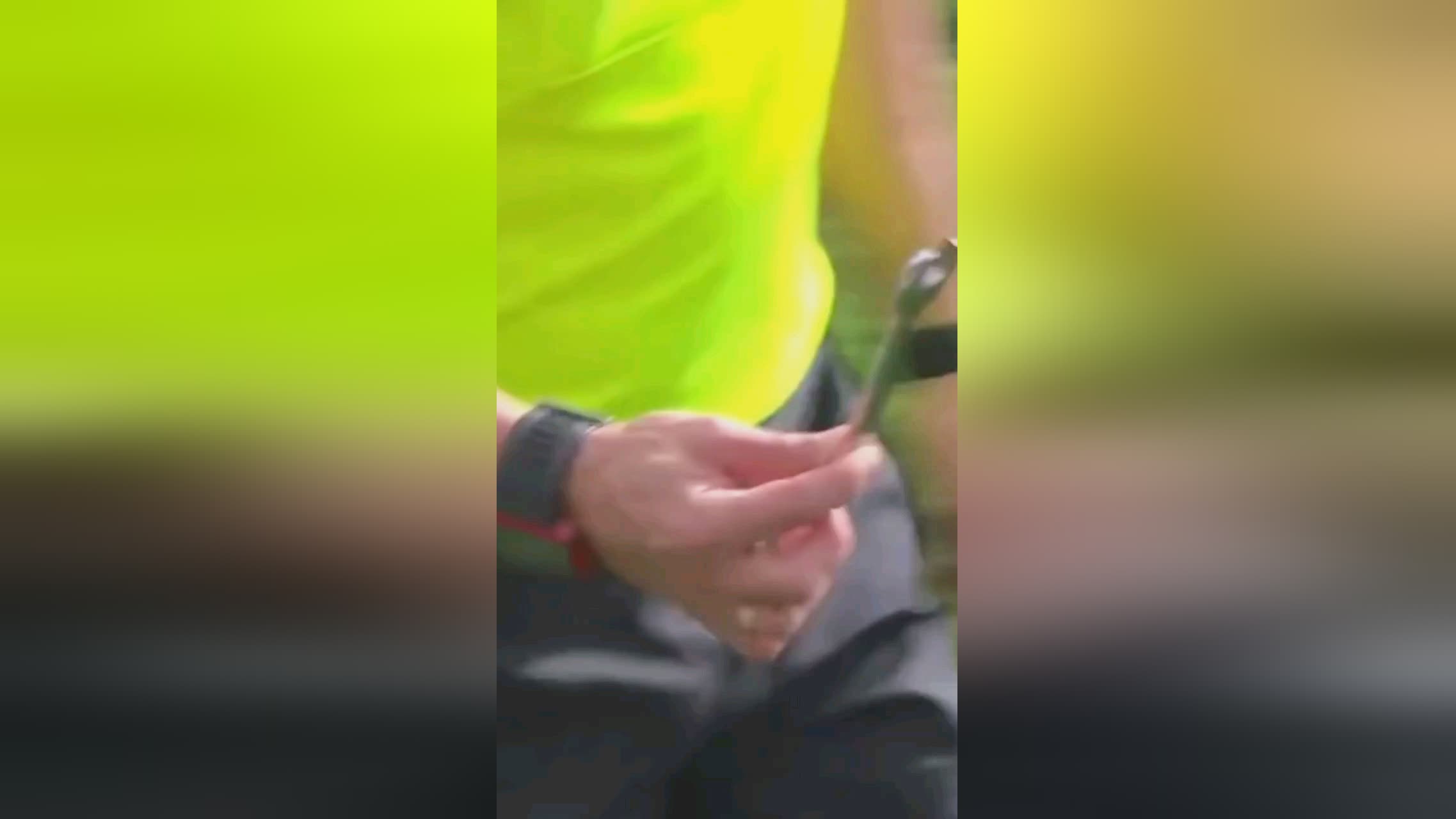 足球
